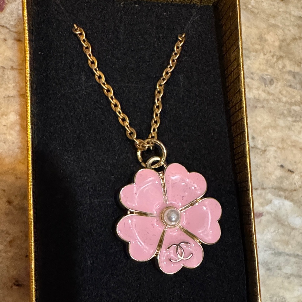 CHANEL Gold Chain with Pink Floral Pendant